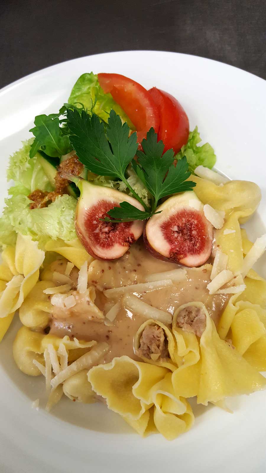 Saccottini die Parma mit Feigen-Senf-Sauce