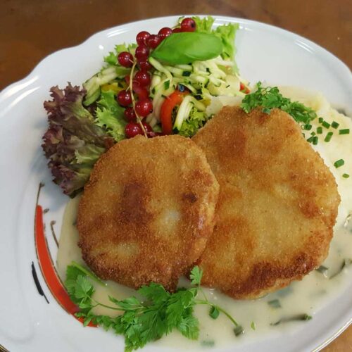 Kohlrabi-Schnitzel mit Kartoffelpüree