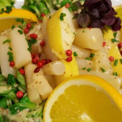 lauwarmer Schwarzwurzel-Salat mit Birne