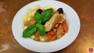 Kaninchen-Ragout zu Pasta und Co