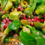 gebratener Rosenkohl-Salat mit Granatapfel