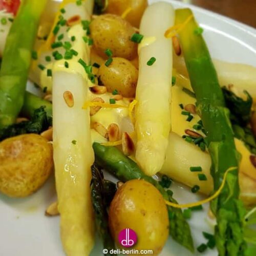 vegetarische Spargelplatte mit Orangen-Kardamom-Hollandaise • DELi ...