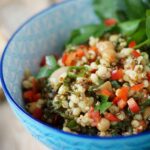 Clean Eating - Gerste-Quinoa-Salat mit Kichererbsen und Datteln
